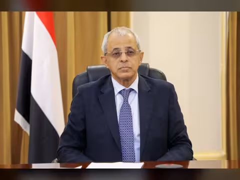 نائب وزير الخارجية: استهداف معاشيق لن يثني الحكومة عن البقاء في عدن