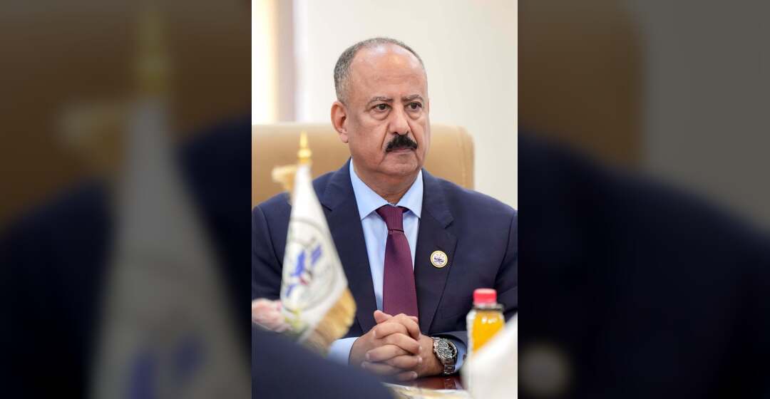 وزير النقل : لدينا خطة طوارئ وبدائل سفر برية وبحرية وجوية