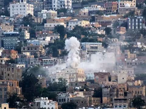 مجزرة حوثية جديدة في تعز.. قصف إرهابي يخلف 14 قتيلاً وجريحا مًدنيا