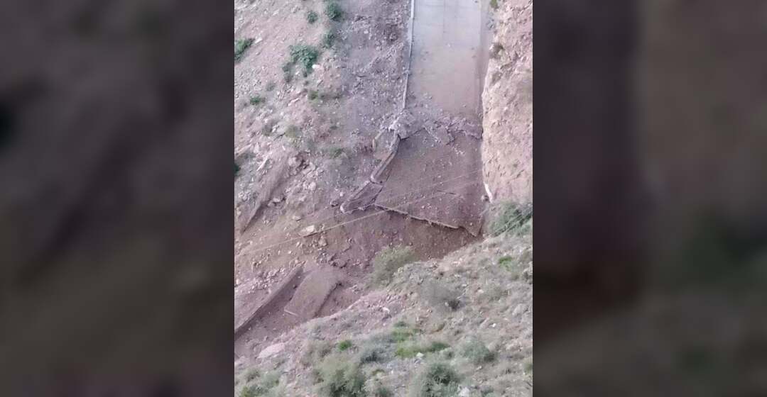 وزارة النقل تُدين تدمير الحوثيين لـ "عبّارة" هيجة العبد وتحذر من تداعيات قطع الشريان الحيوي لتعز