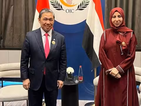 وزيرة الاخارجية تبحث تعزيزبناء شراكات مستدامة مع اندونيسيا