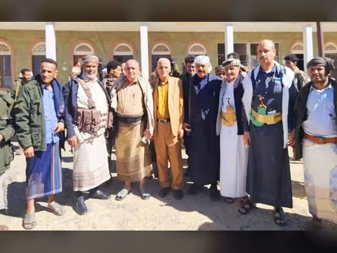 المخلافي يتفقد جبهات صبر الموادم ويؤكد أن صمود الأبطال ركيزة أساسية لحماية الجمهورية