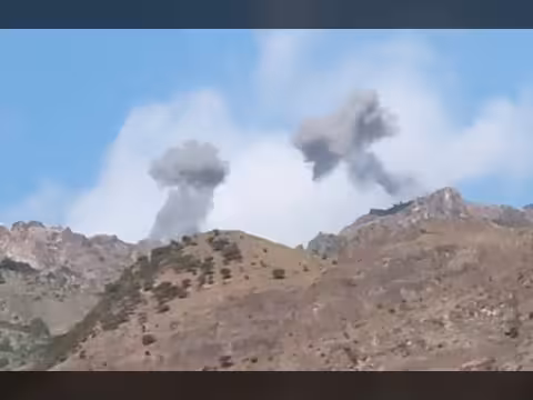 غارات جوية مكثفة تستهدف معاقل وتحشيدات الحوثيين في تعز