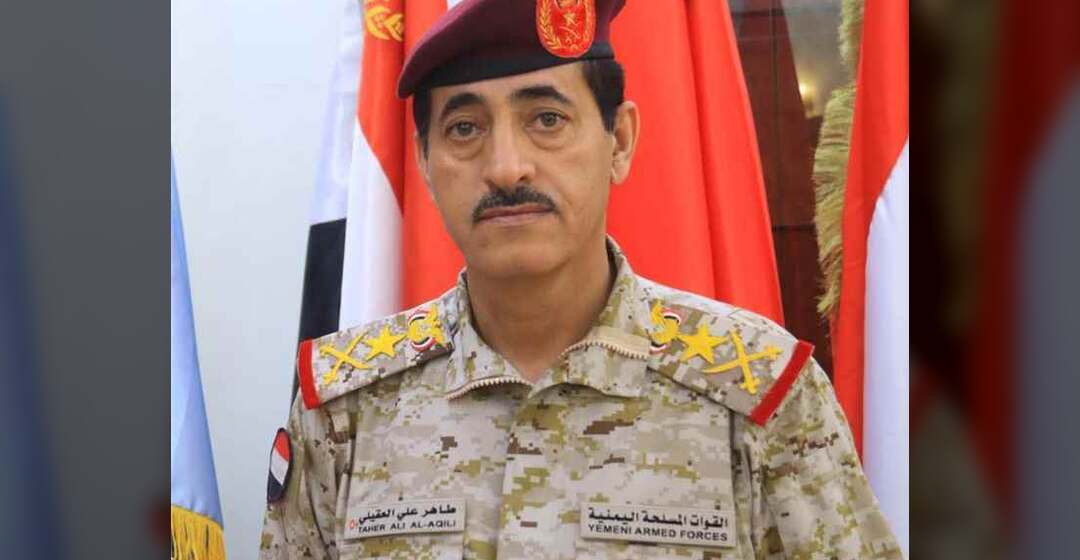 وزير الدفاع يعتذر للقبائل اليمنية بسبب تصريح خاطى