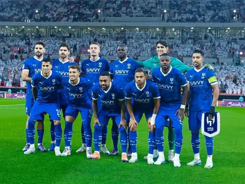 في اختتام الجولة 11 من الدوري السعودي.. الهلال يستعيد الصدارة والنصر يطارده