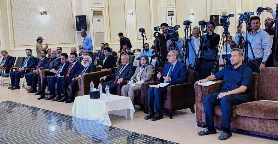 وزراء ومحافظون يستعرضون فظائع الحصار الحوثي على تعز ويطالبون بقرار دولي يصنفها منظمة إرهابية